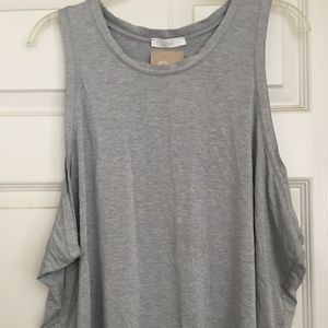 LUSH gray women's muscle tank